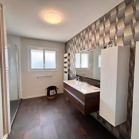 Дом отдыха Maison Avec Jardin Clos Et Veranda - Fr-1-197-643 *